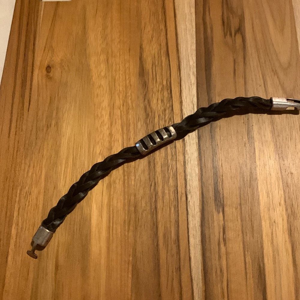 Leather bracelet